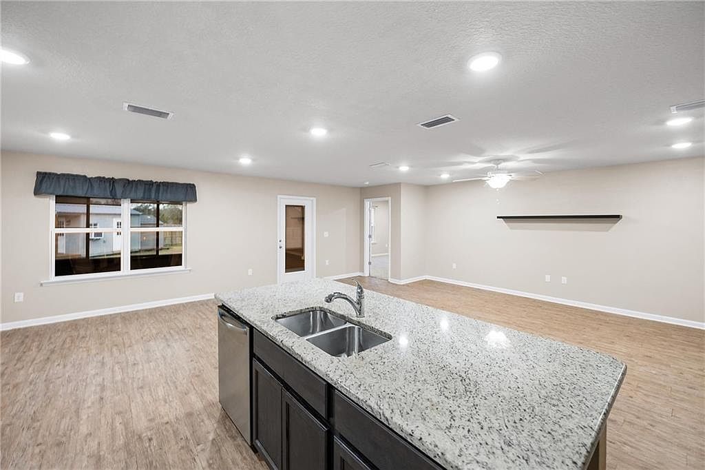 8294 Irwin Loop Daphne, AL 36526  | Single Family