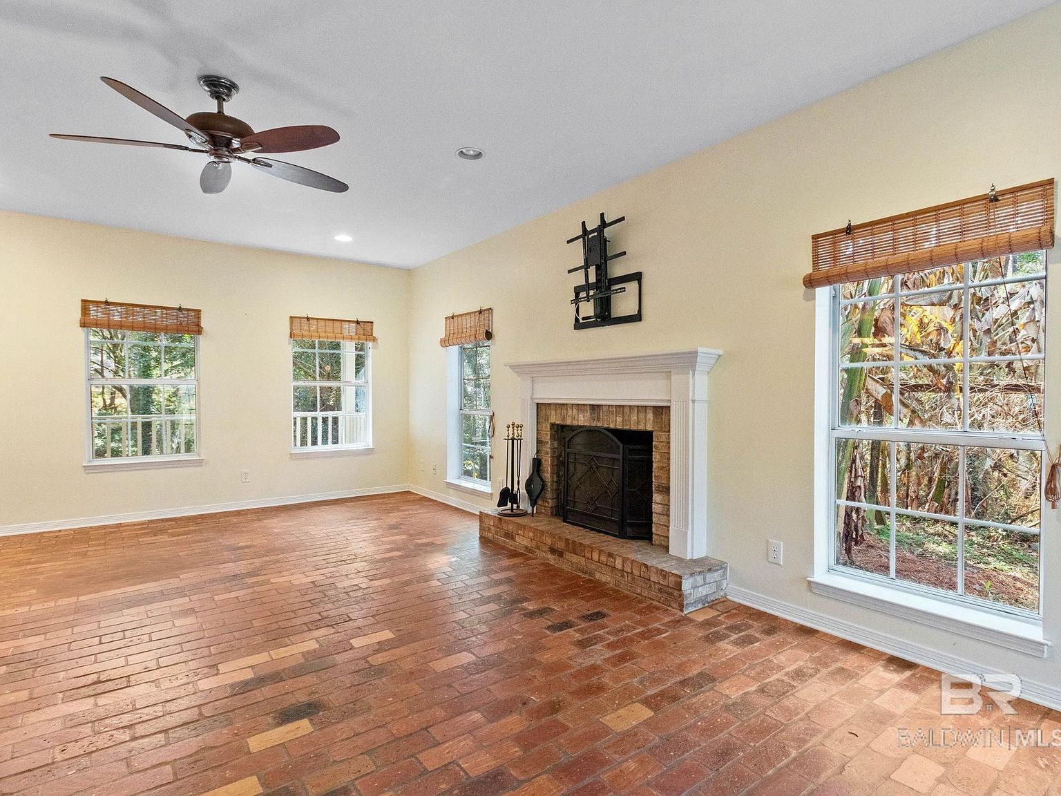 133 Rays Ln Daphne, AL 36526  | Single Family