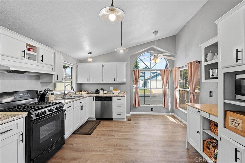 140 W Pioneer Ave Space 31 Redlands, CA 92374  | New build