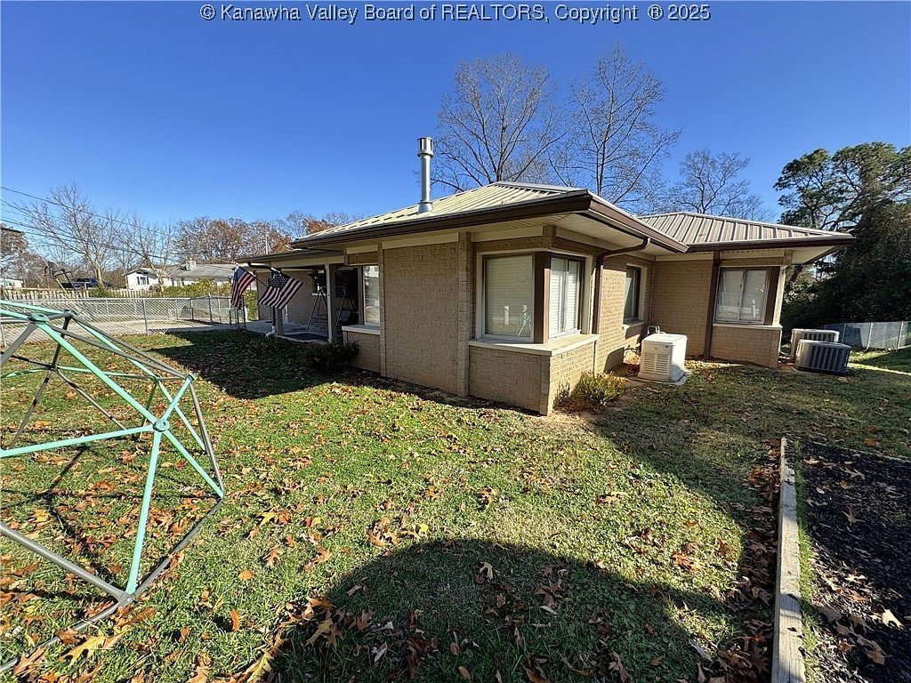 1100 Chestnut St South Charleston, WV 25309  | Single Family