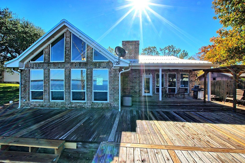 160 Somerset Milam, TX 75959  | Single Family