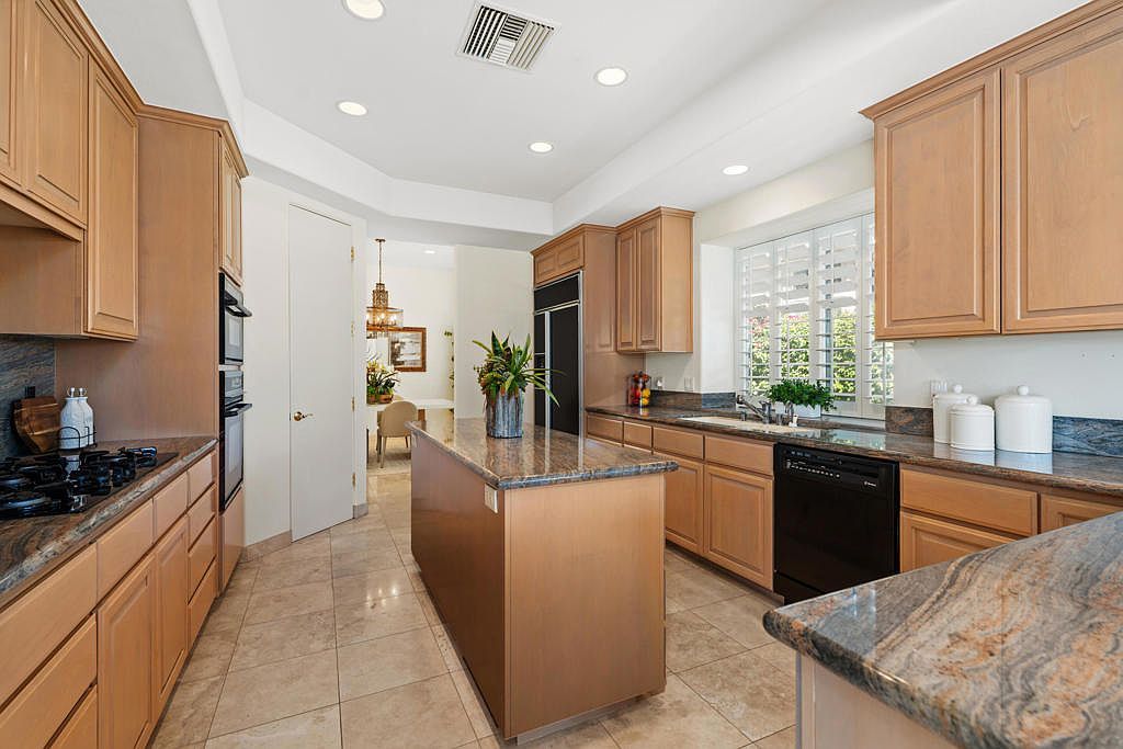 47380 Via Cordova La Quinta, CA 92253  | Single Family