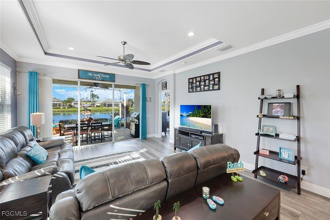 2641 Anguilla Dr Cape Coral, FL 33991  | Multi Family