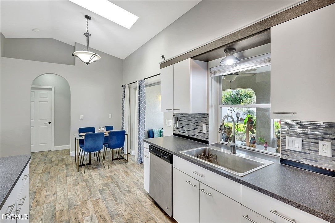 314 SE 19th St Cape Coral, FL 33990  | Single Family