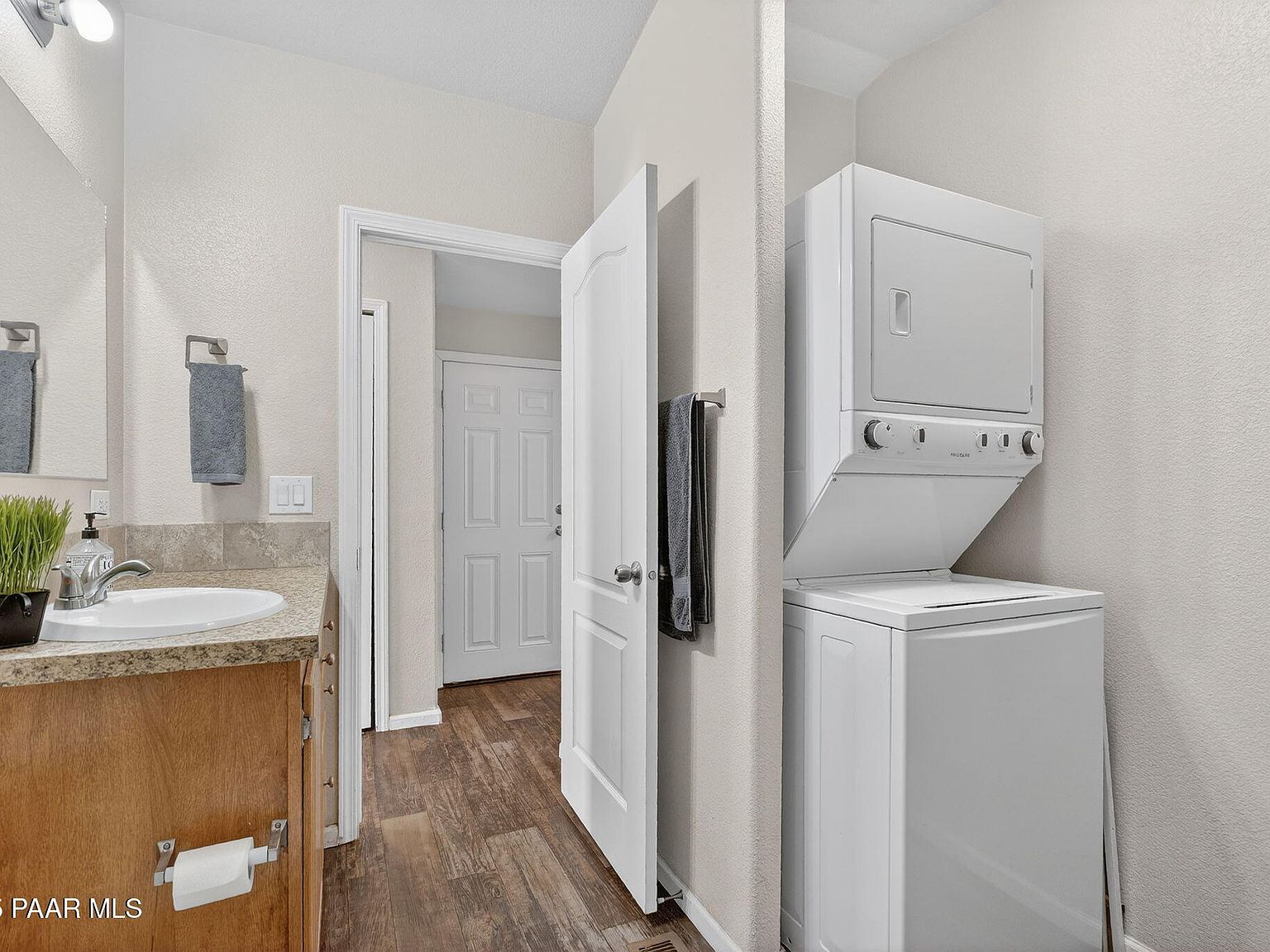 2690 W Pilots Rest Airstrip Paulden, AZ 86334  | New build