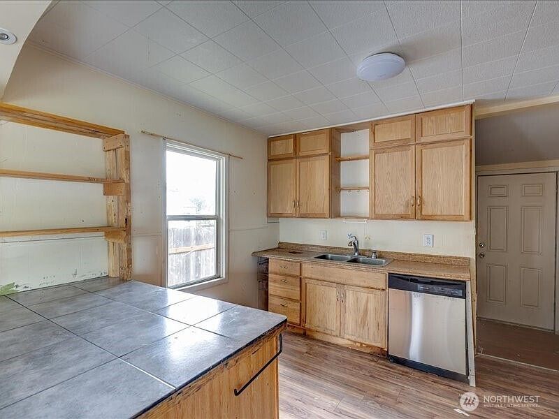 234 19th Ave Longview, WA 98632  | Single Family