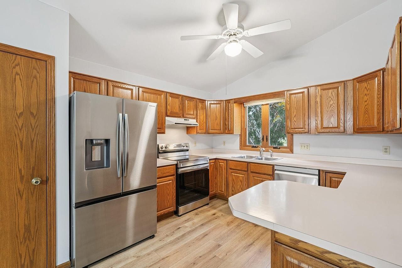 N165W19525 Partridge Path Jackson, WI 53037  | Condominium