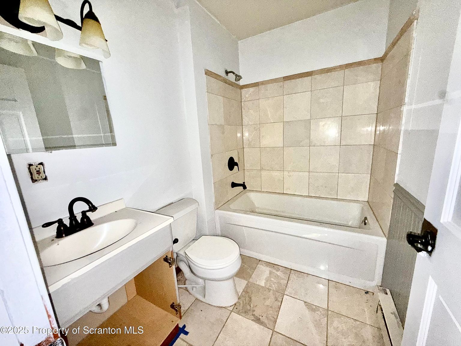 2110 Owl Pass Bushkill, PA 18324 | Single Family