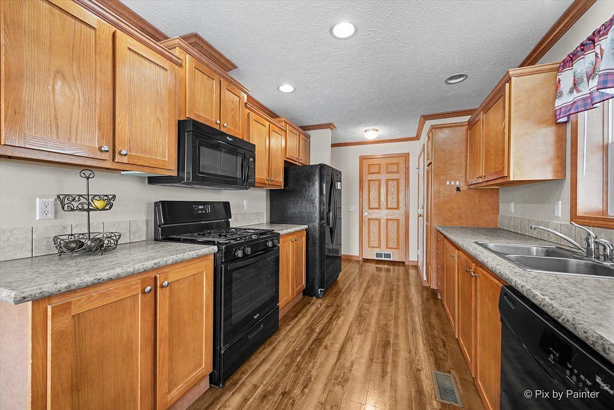 173 Northshore Rd Elgin, IL 60123  | New build