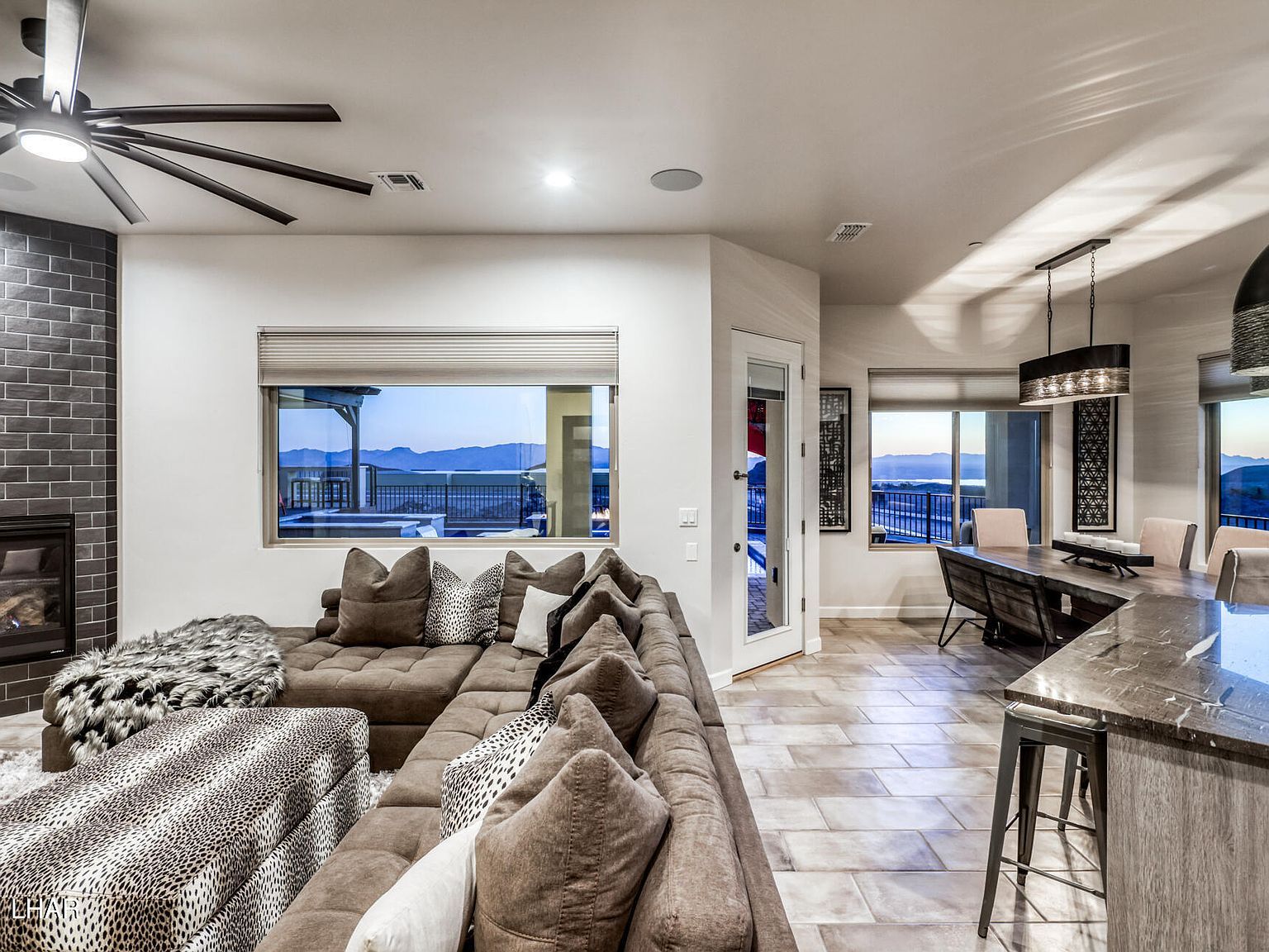 7990 Plaza Del Parque Lake Havasu City, AZ 86406  | Single Family