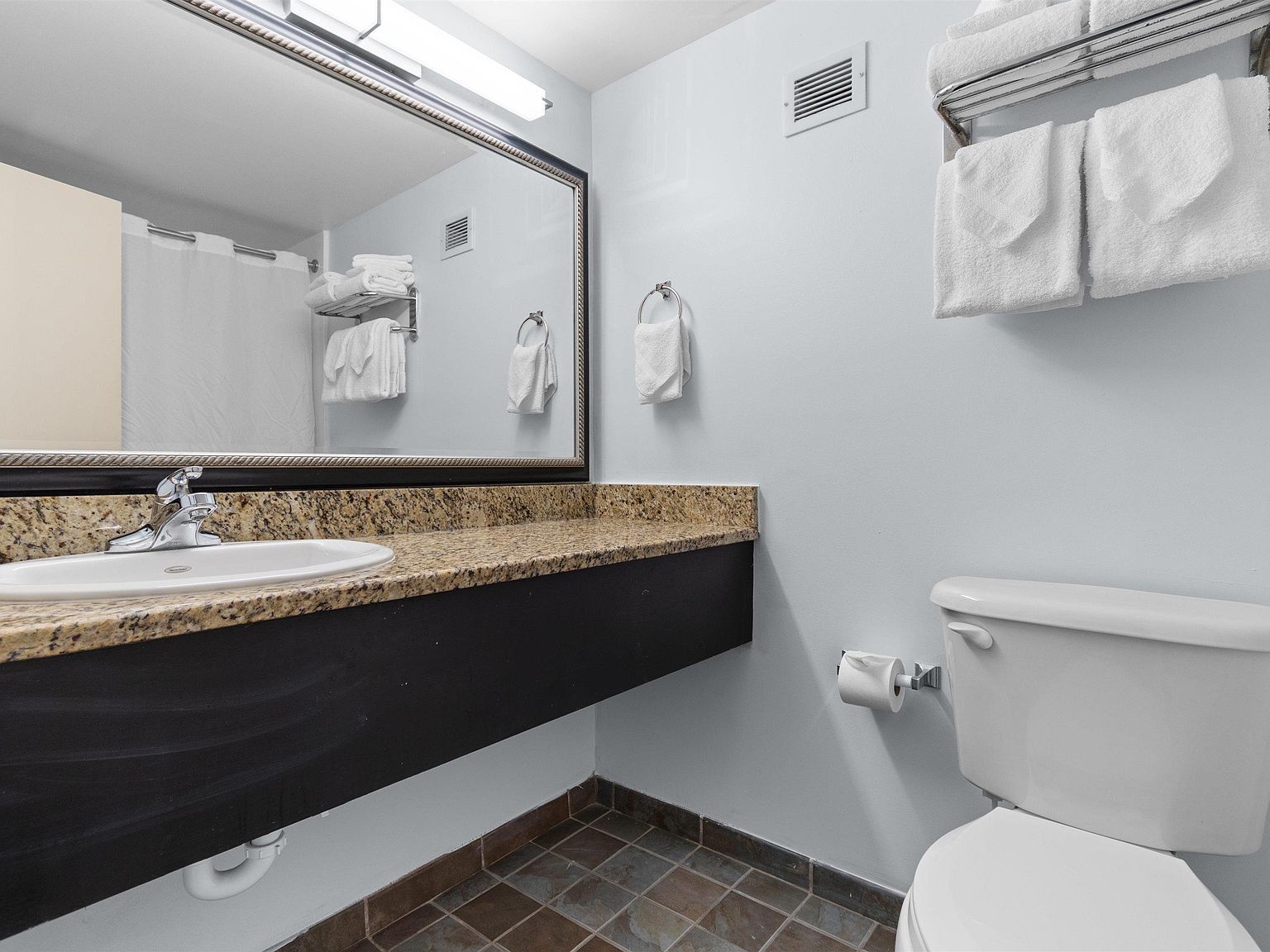 1501 S Ocean Blvd #706 Myrtle Beach, SC 29577  | Condominium