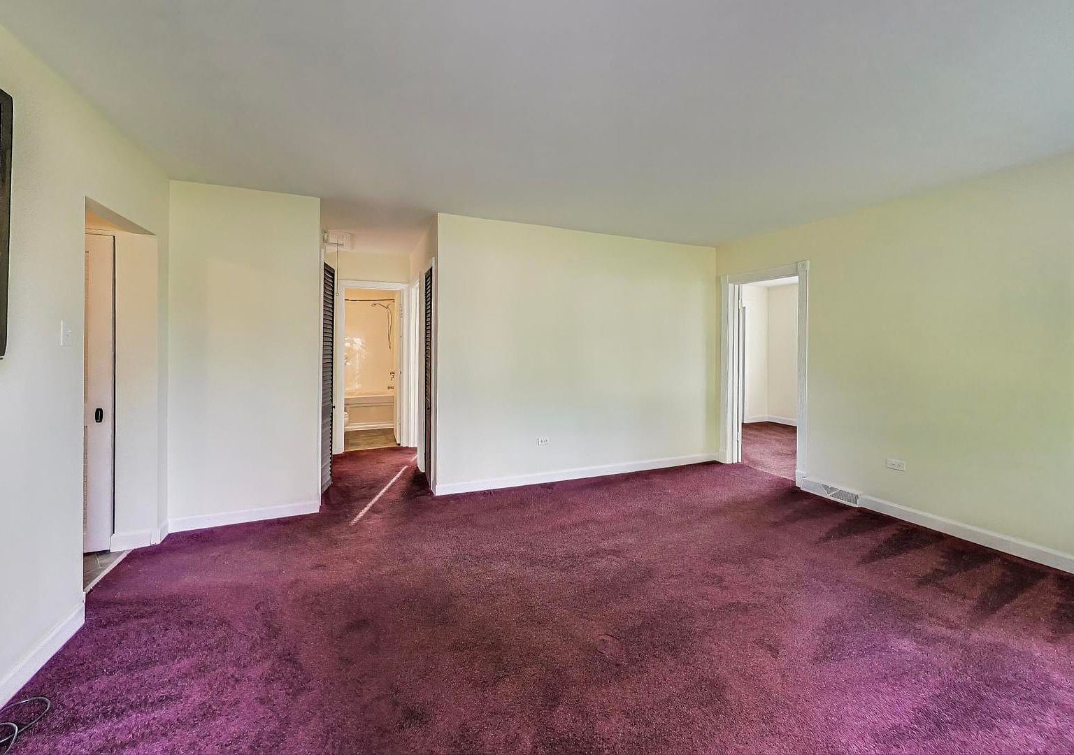 7339 S Park Ave Burr Ridge, IL 60527 | Single Family