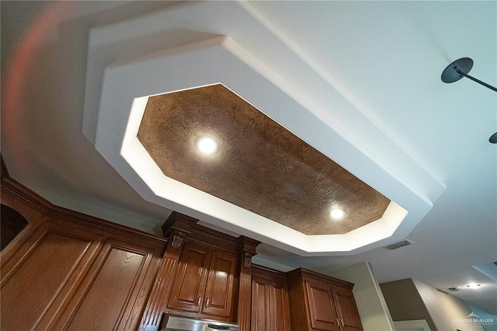 510 Greystone Cir Alamo, TX 78516  | Single Family