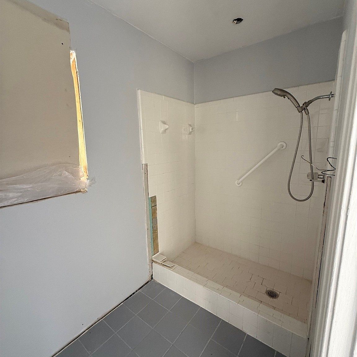 605 Hinton St Grand Prairie, TX 75050  | Single Family