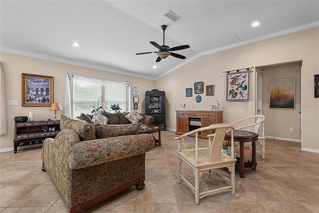 67 Auberry Dr Palm Coast, FL 32137  | Single Family