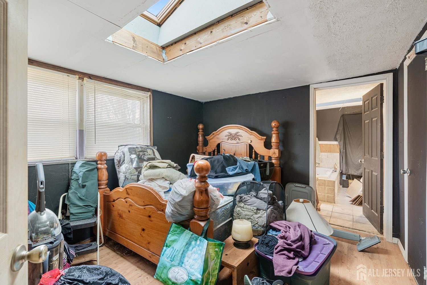 81 Larch St Port Reading, NJ 07064  | Single Family