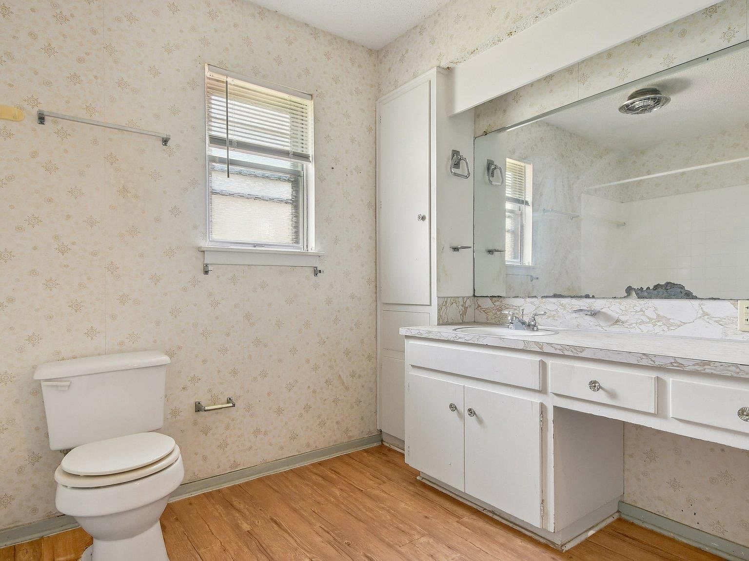 8401 Tecumseh Dr Austin, TX 78753  | Single Family