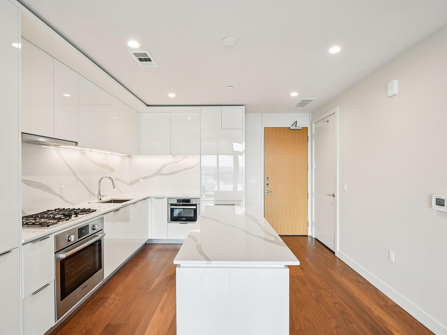 44 East Ave #2304 Austin, TX 78701  | Condominium