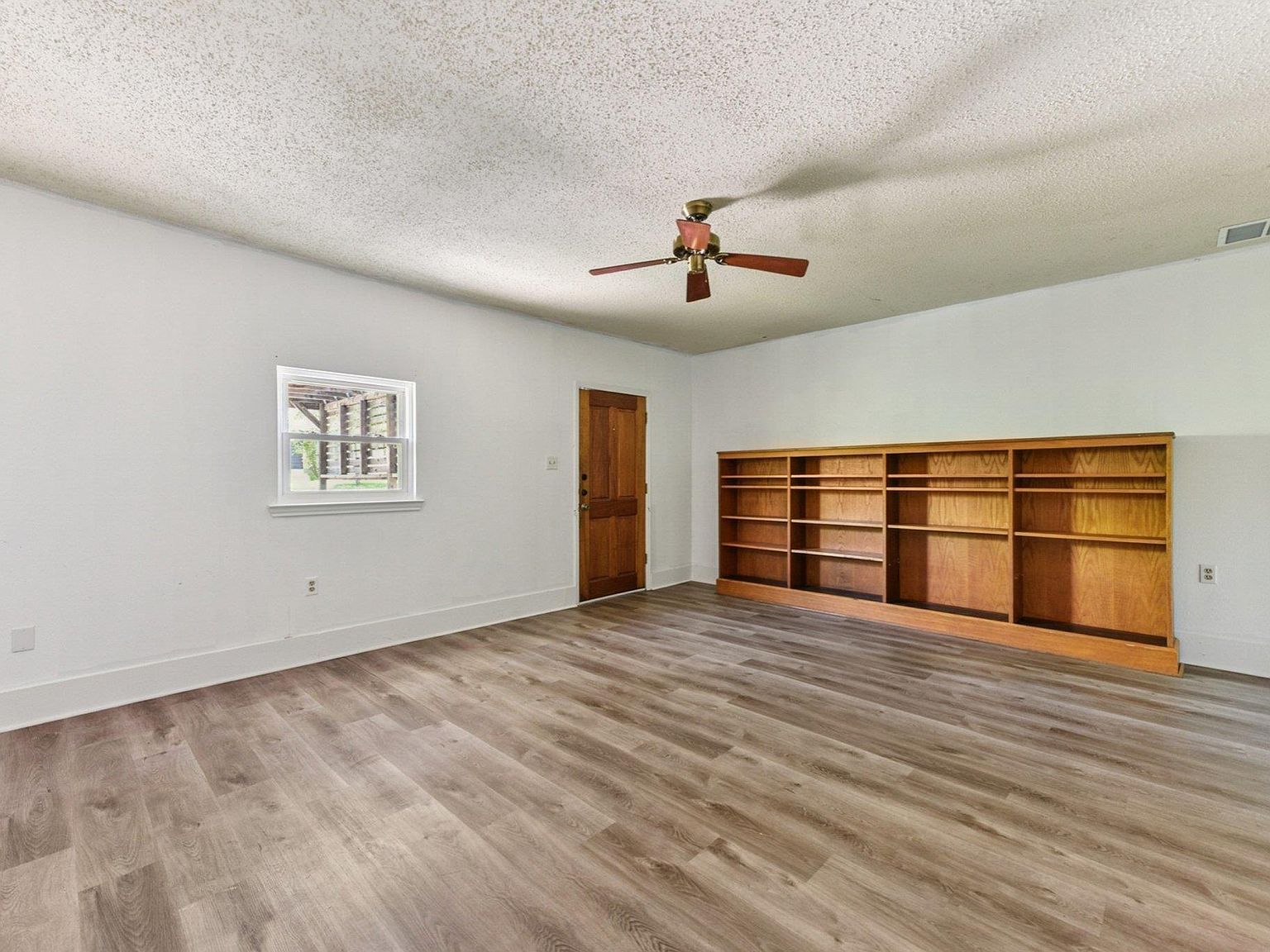 602 Splitrock Round Rock, TX 78681  | Single Family