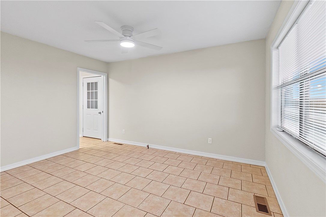 843 Black Ranch Rd Lead Hill, AR 72644  | Single Family