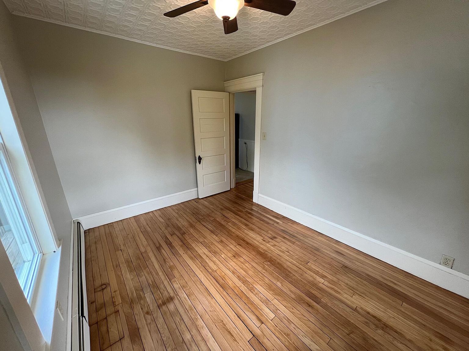 7 Fay Ct Dexter, ME 04930  | Single Family