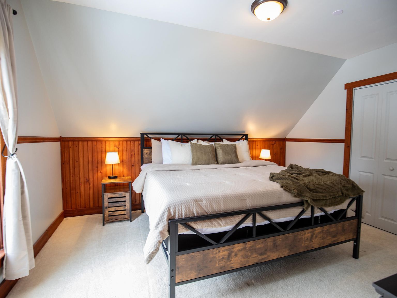 18 Washington St Greenville, ME 04441 | Single Family