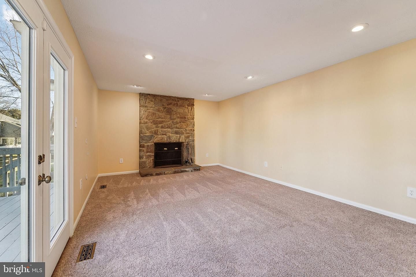 216 Bookham Ln Gaithersburg, MD 20877  | Single Family