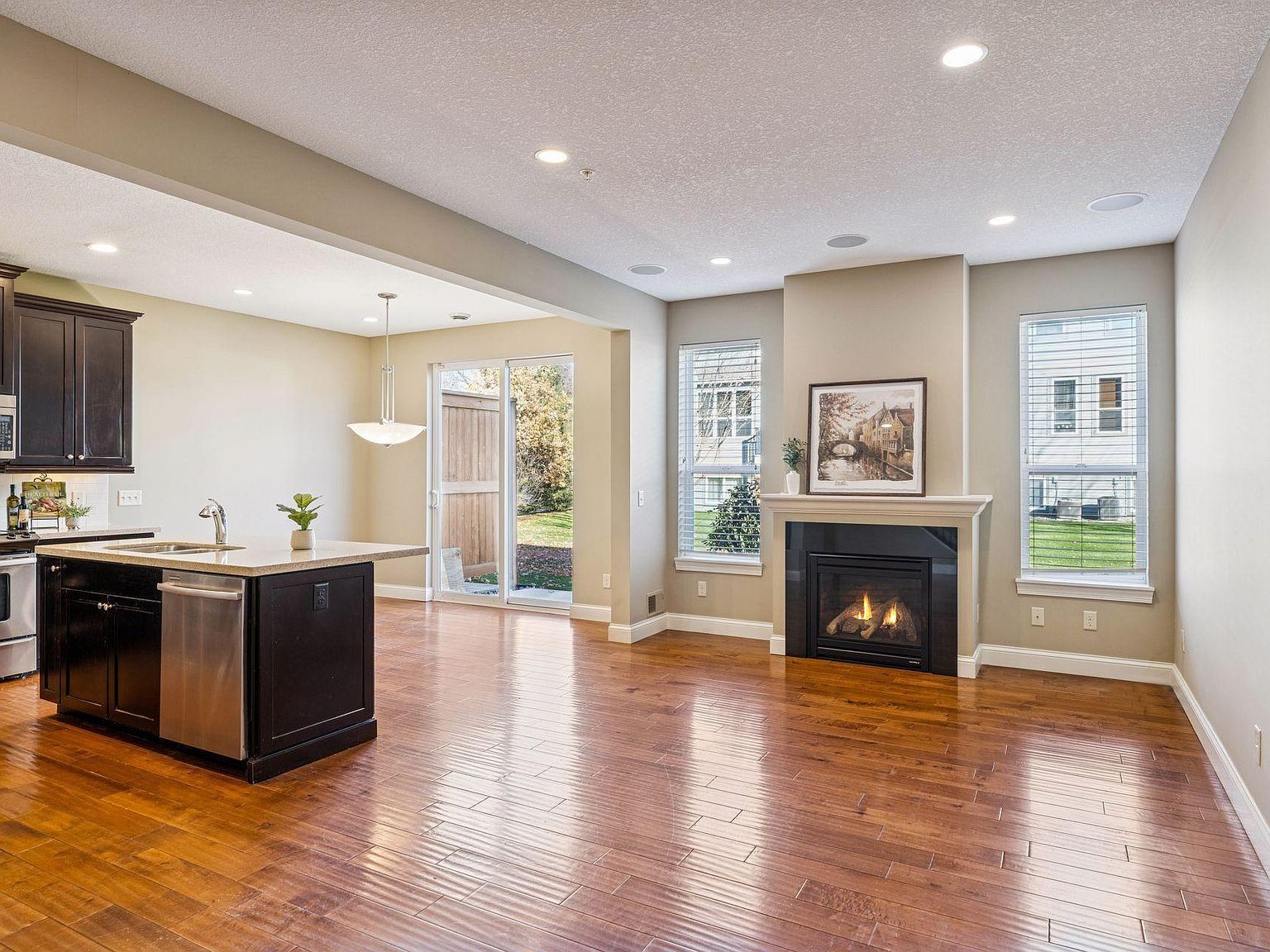 3081 Countryside Ave UNIT B Woodbury, MN 55129 | New build