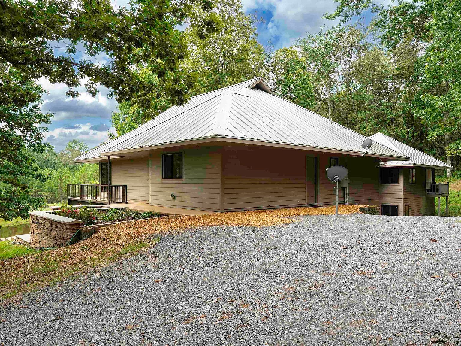 1187 Crawfords Cove Rd Springville, AL 35146  | Single Family