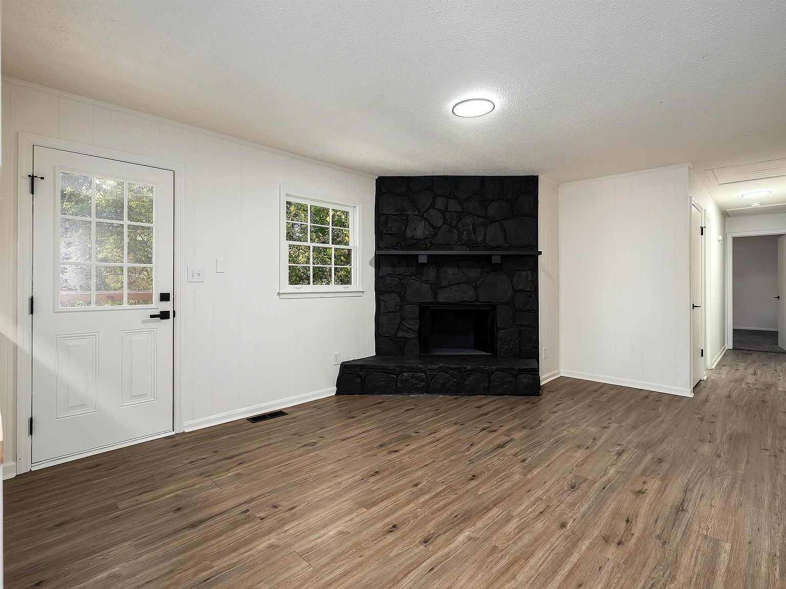 904 Kathryne Cir Birmingham, AL 35235  | Single Family