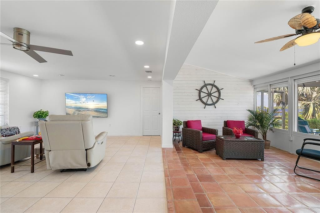 2308 Harbour Dr Punta Gorda, FL 33983 | Single Family