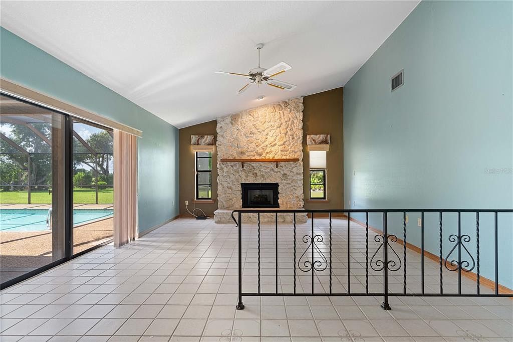 12313 SW Kingsway Cir Lake Suzy, FL 34269 | Single Family