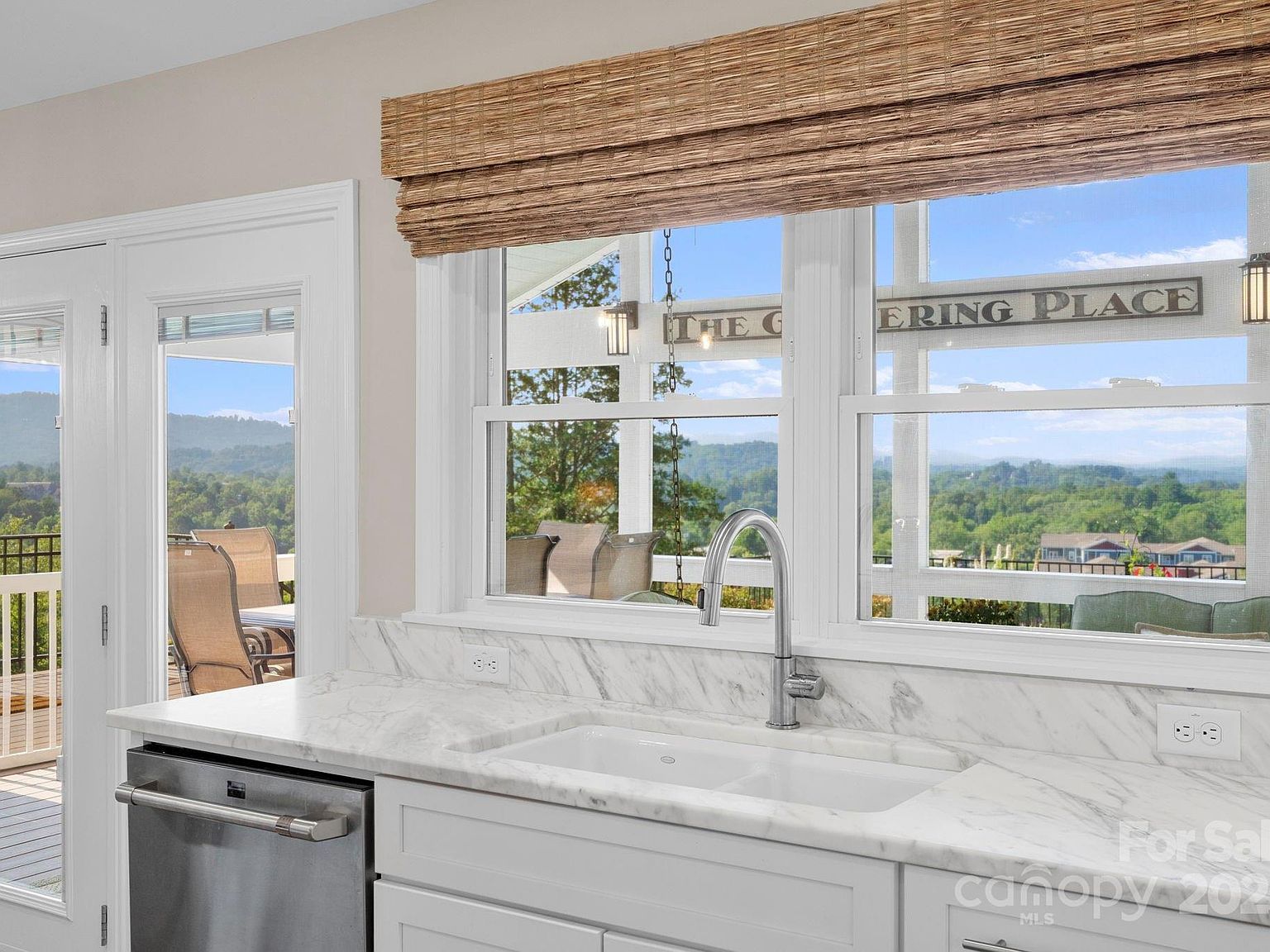 10 Audubon Dr Asheville, NC 28804  | Single Family