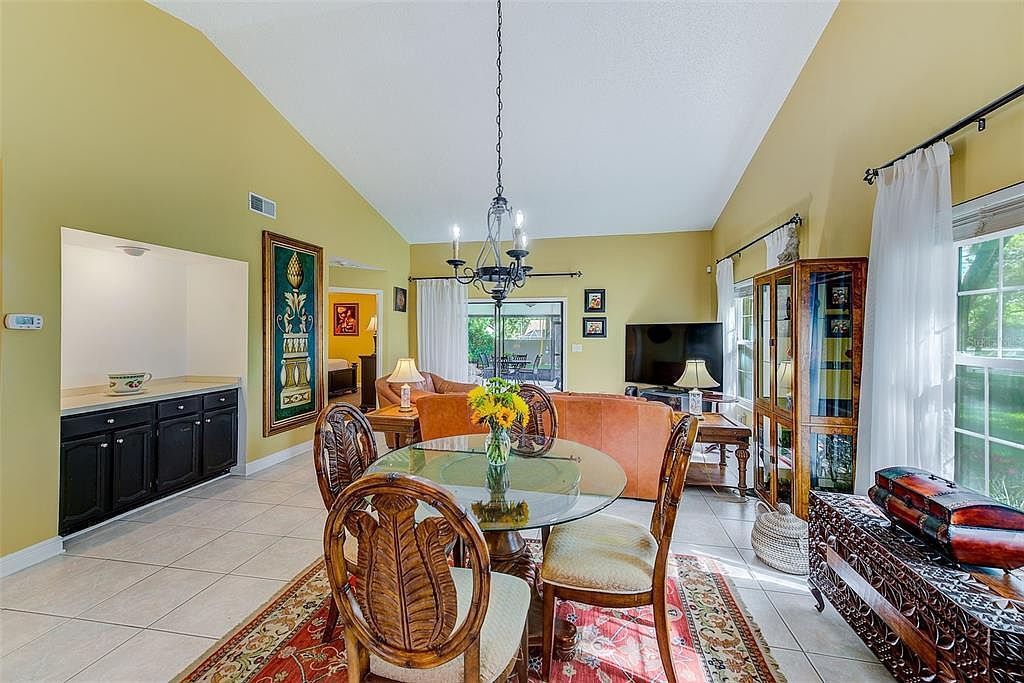 2728 Bentley Dr Palm Harbor, FL 34684  | Condominium