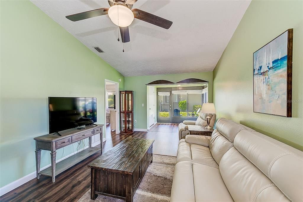 6040 27th St W Bradenton, FL 34207 | Condominium