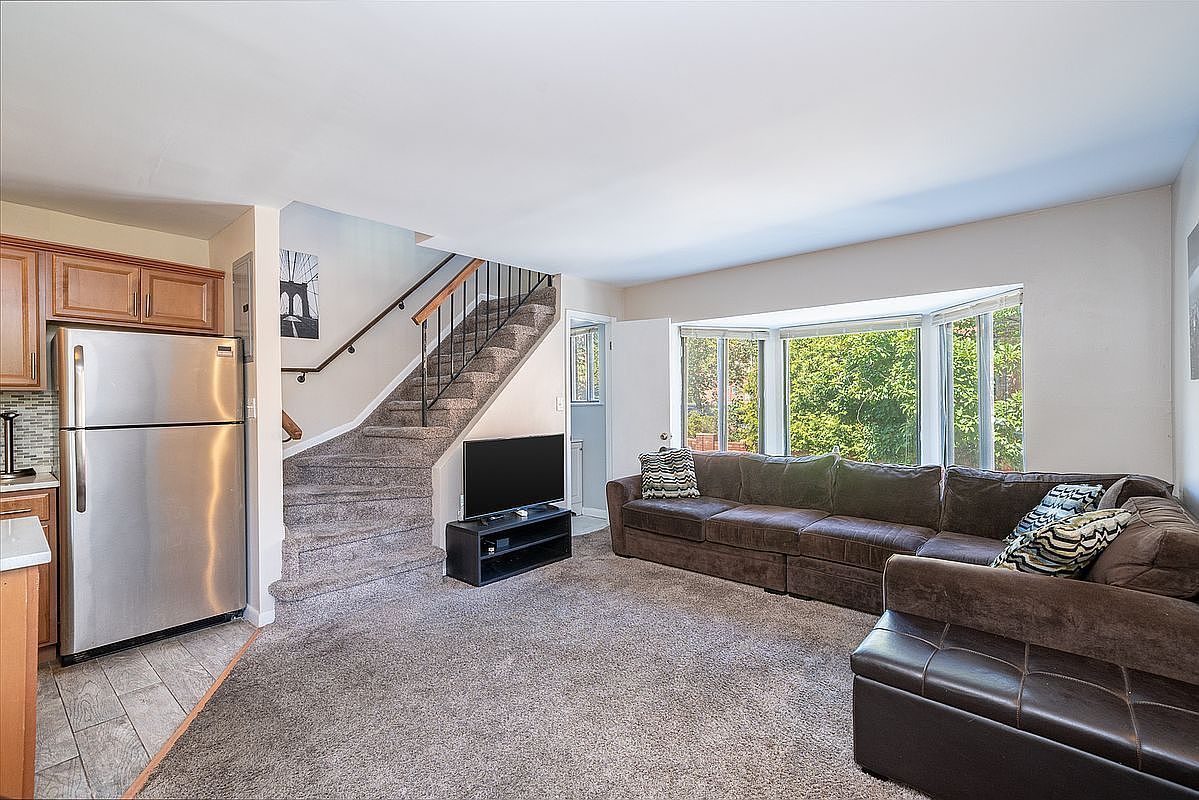 3701 Shore Pkwy UNIT 1 Brooklyn, NY 11235  | Condominium