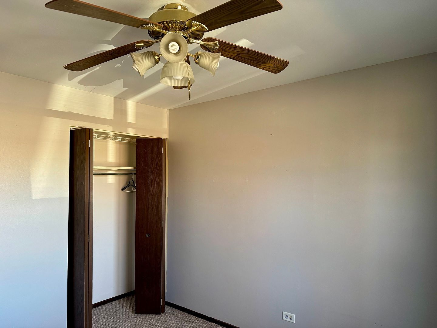 412 Saint Johns Rd APT D Woodstock, IL 60098  | Condominium