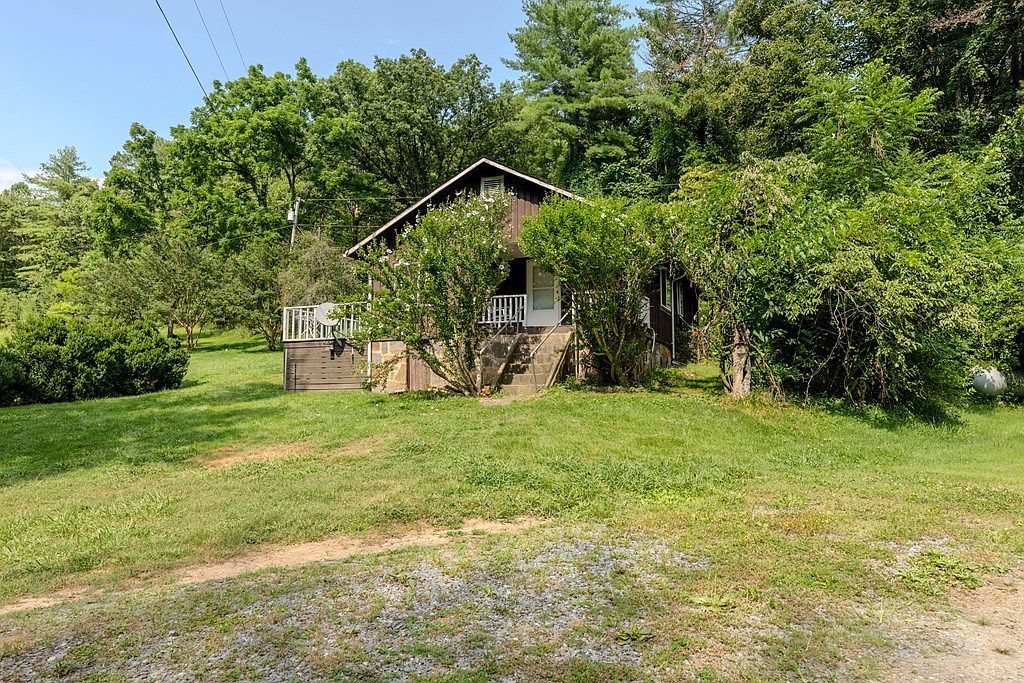 166 Almond School Rd Bryson City, NC 28713  | Single Family