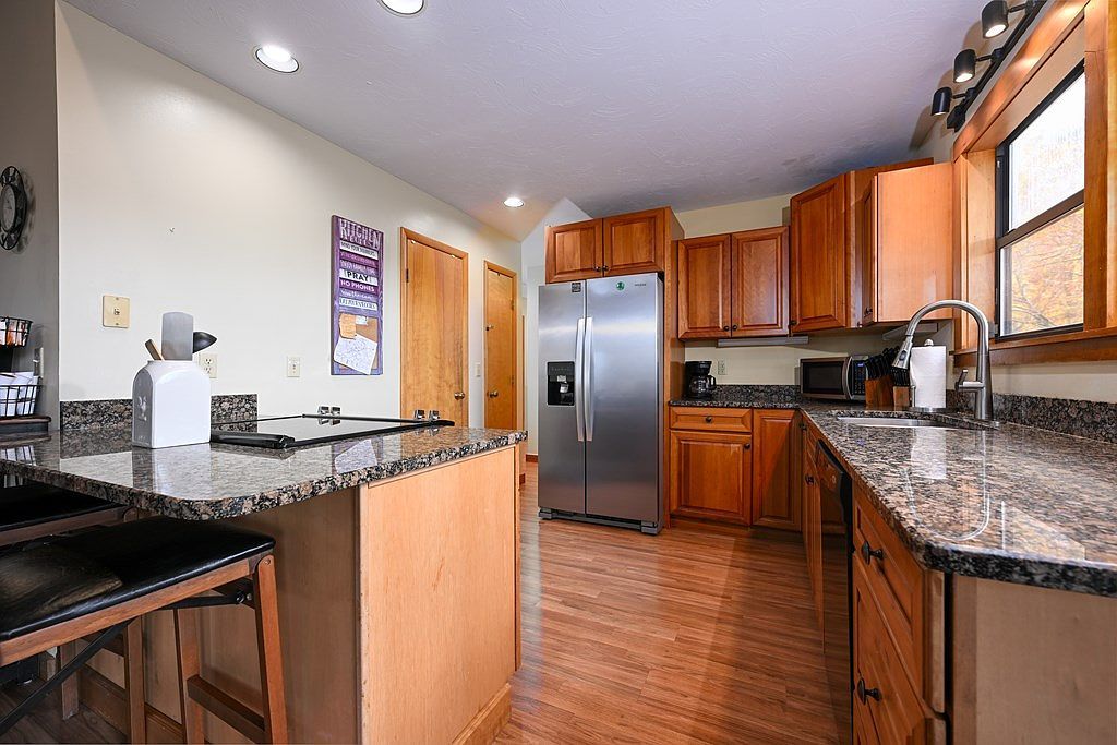 218 Village Cove Ln Bryson City, NC 28713 | Single Family