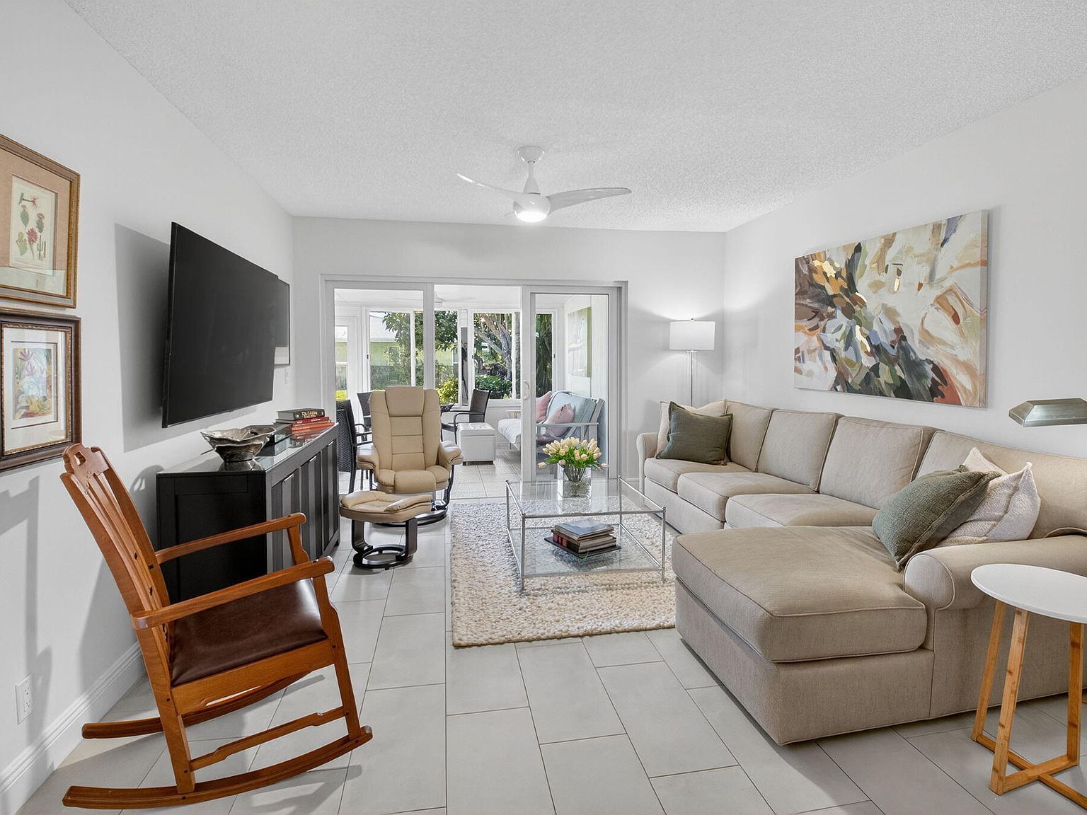 1131 Boxwood Dr #37-C Delray Beach, FL 33445  | Condominium