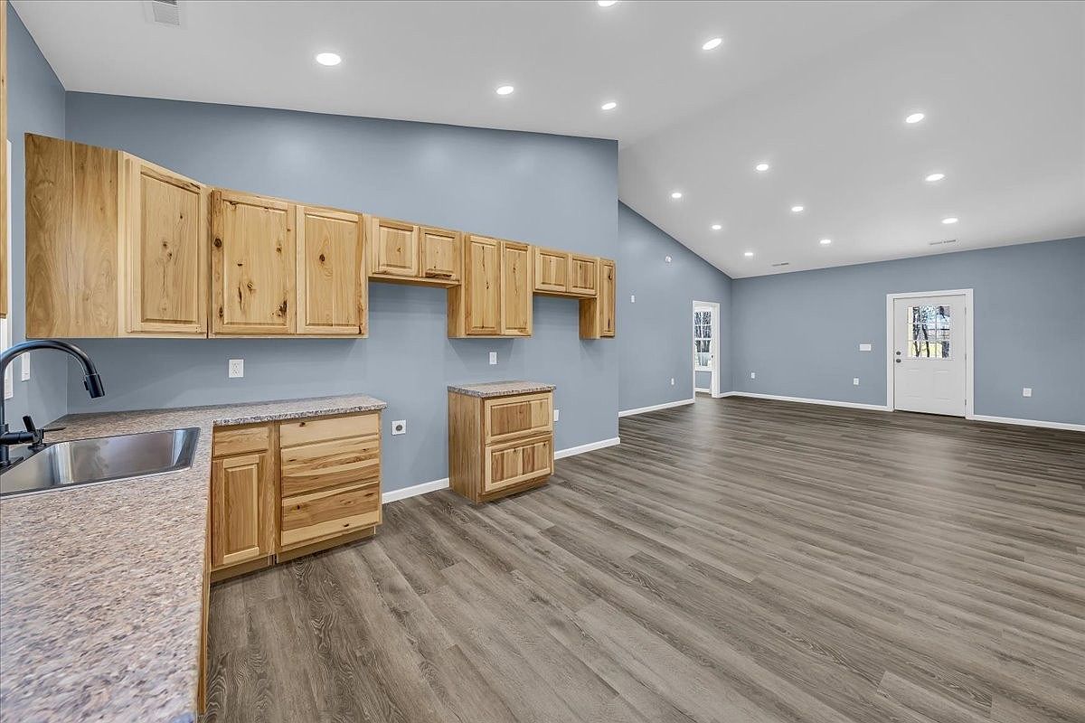 191 Tiffany Ln Decherd, TN 37324  | Single Family