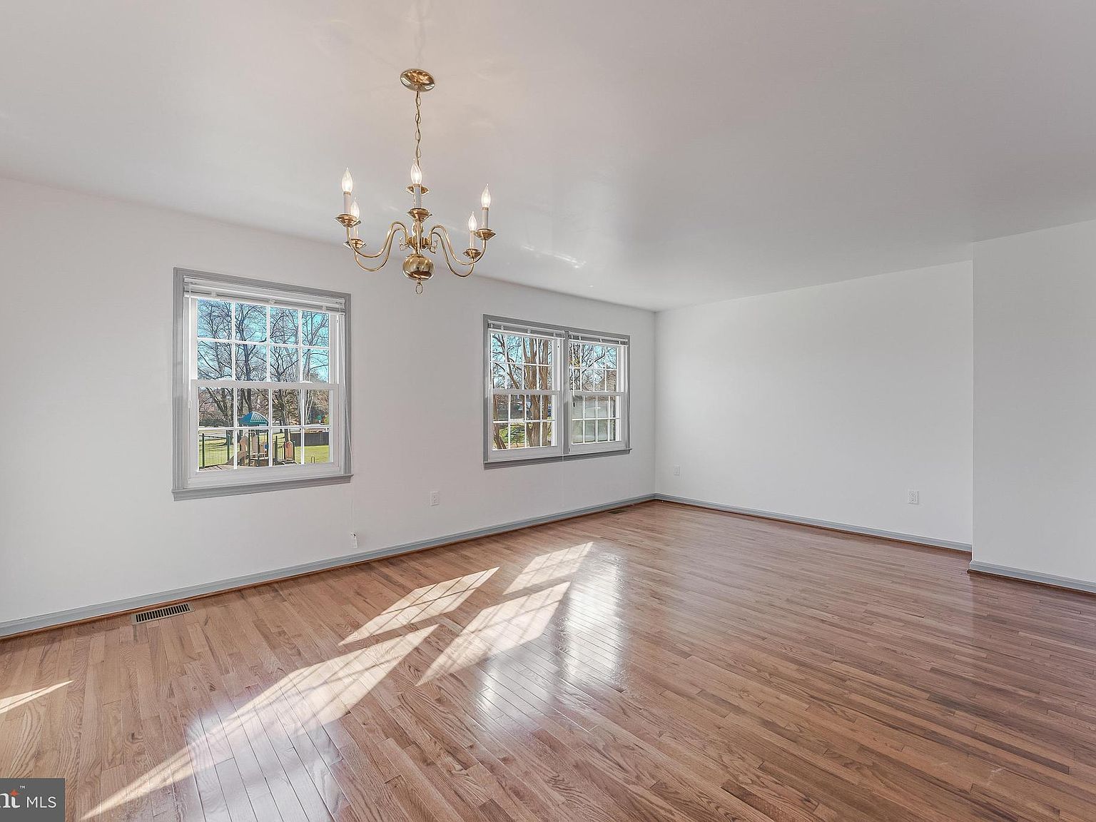 14811 Palmerston Sq Centreville, VA 20120  | New build