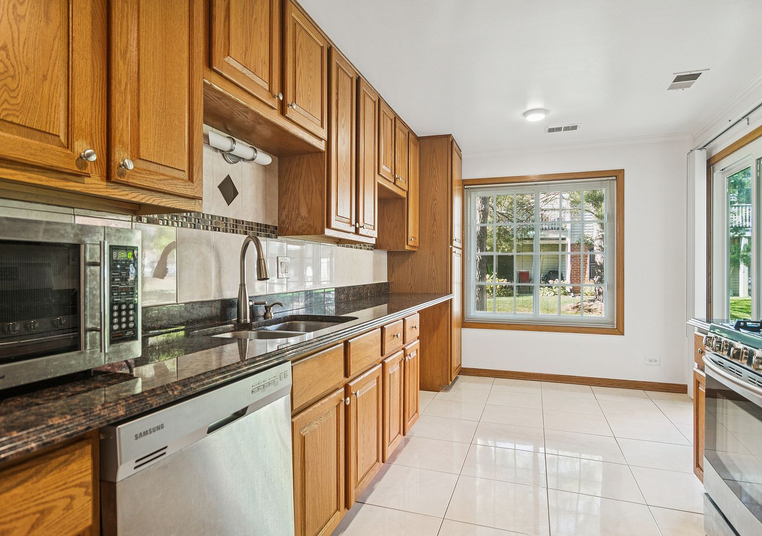 1316 E Evergreen Dr Unit 7 Palatine, IL 60074 | Condominium