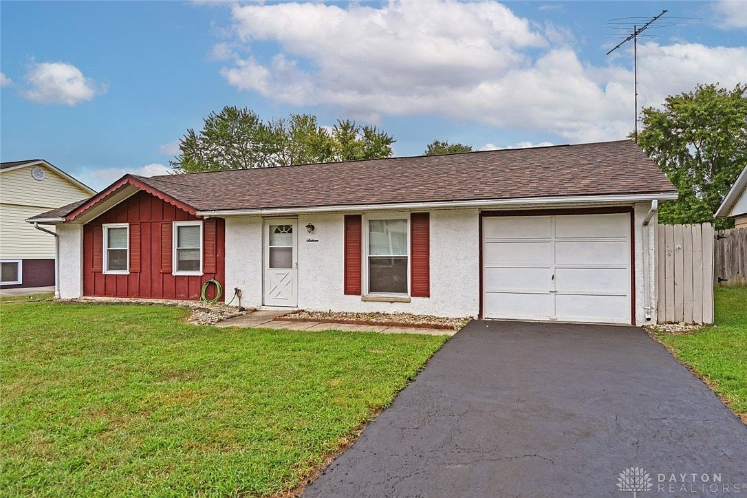 16 Harding Ct Franklin, OH 45005  | Single Family