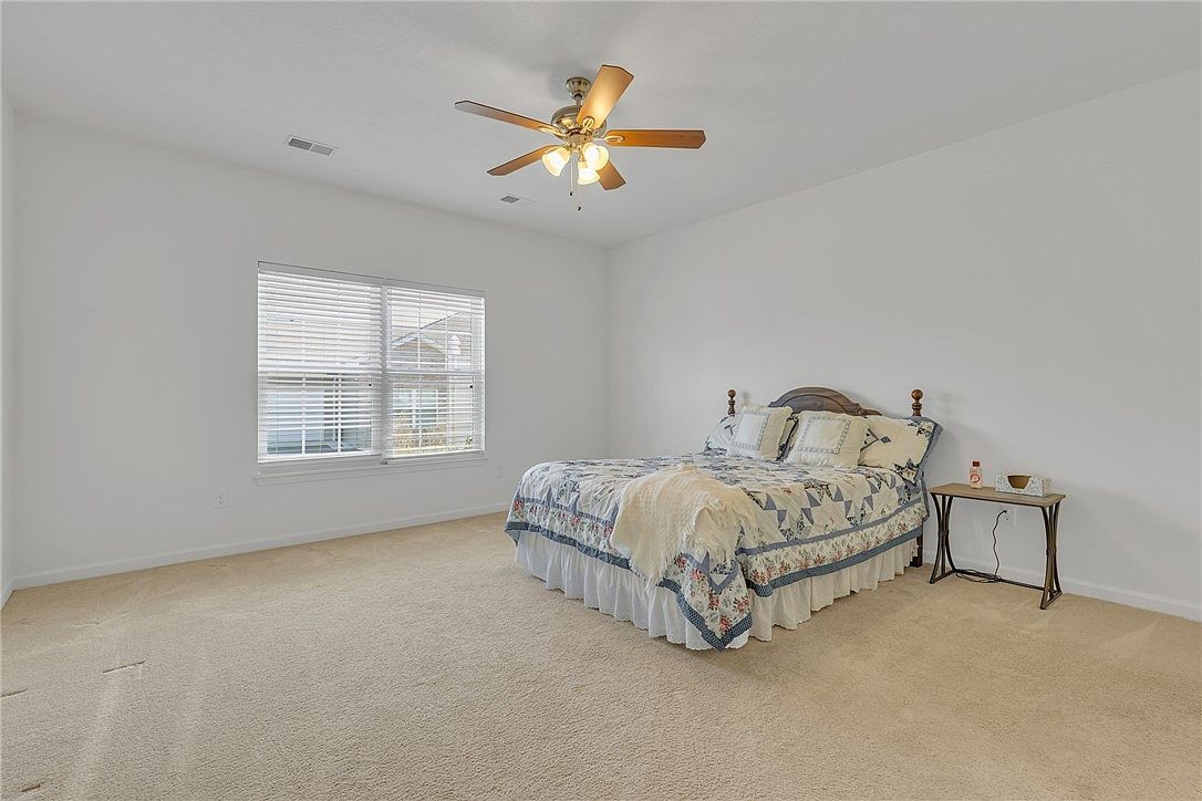 1502 Seminole Cir Beaver Falls, PA 15010  | Condominium