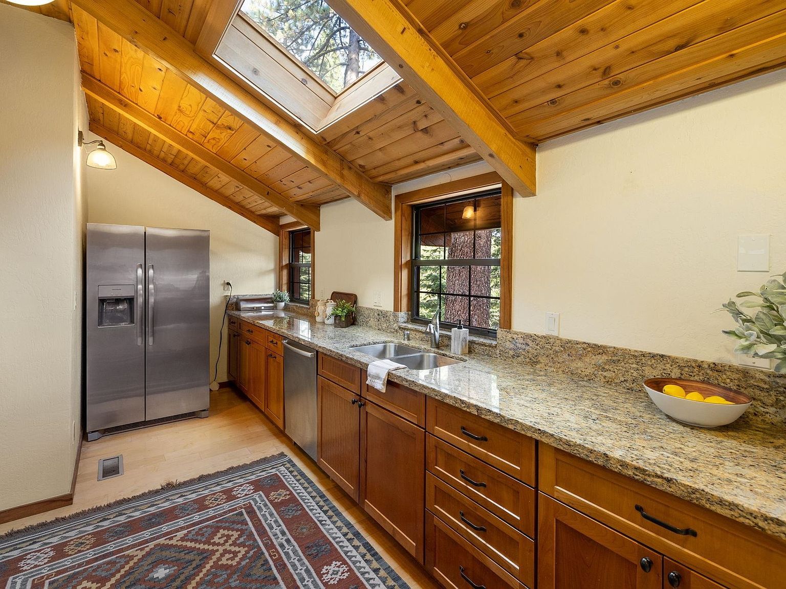 10928 Barnes Dr Truckee, CA 96161 | Single Family