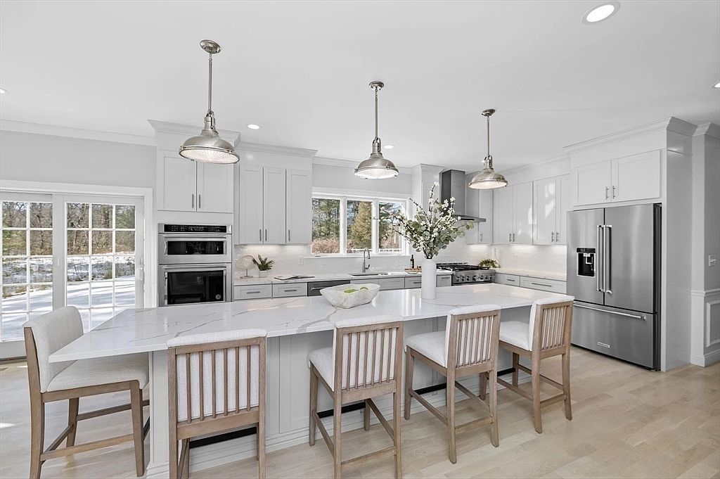 6 Osprey Ct Rowley, MA 01969  | Single Family