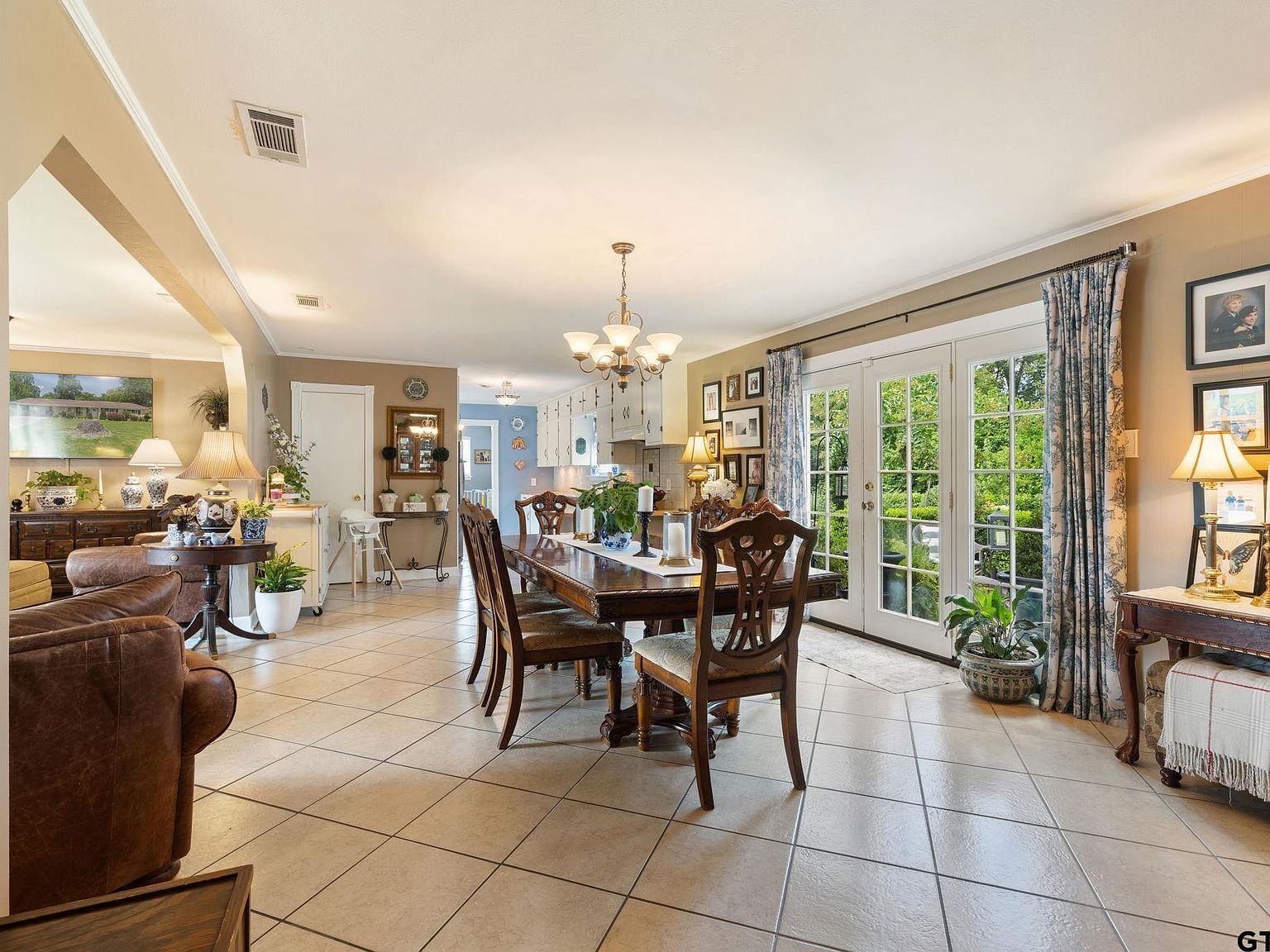 3014 Brentwood Dr Tyler, TX 75701  | Single Family