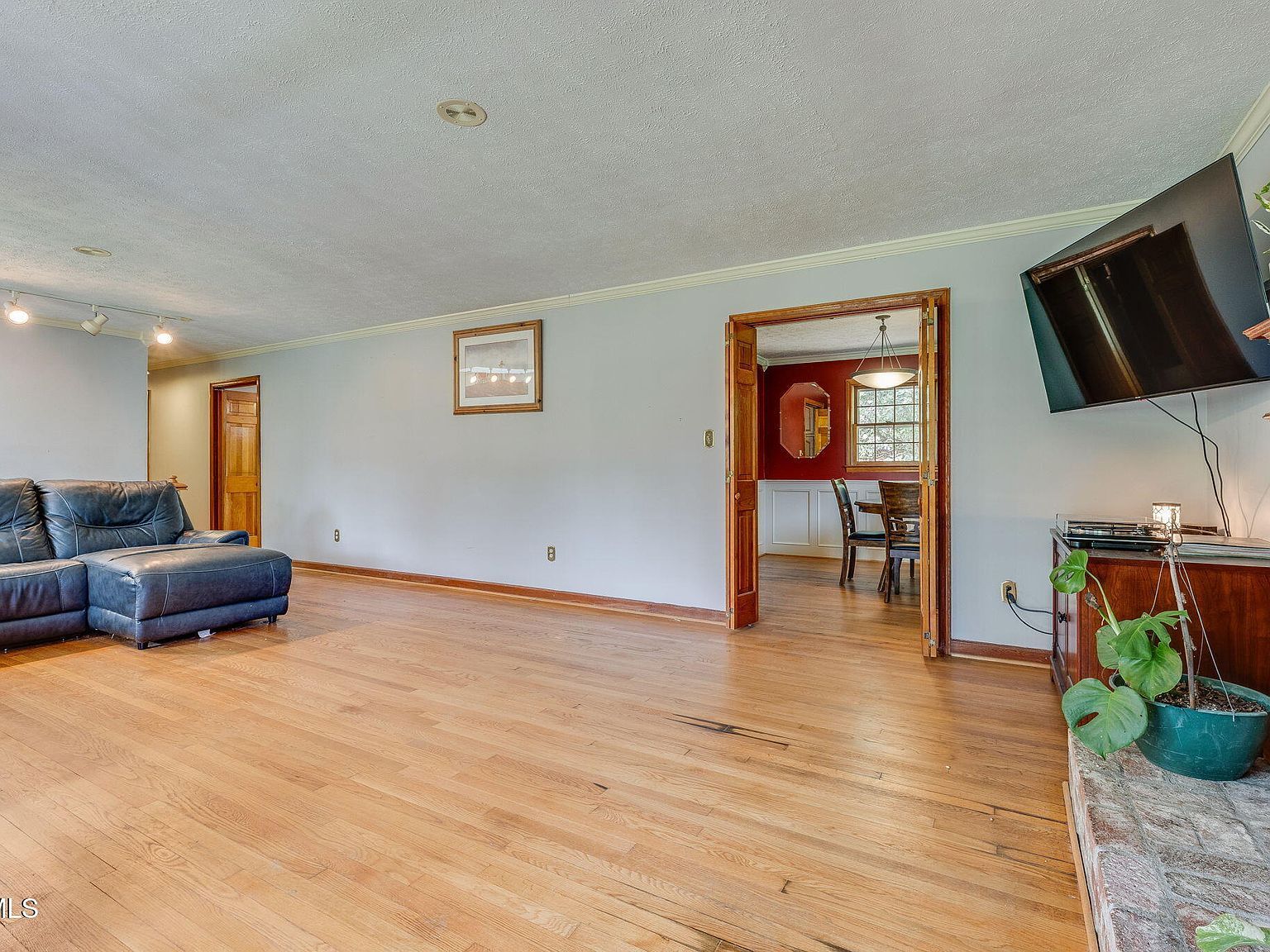 102 Hidden Valley Rd Bristol, TN 37620  | Single Family