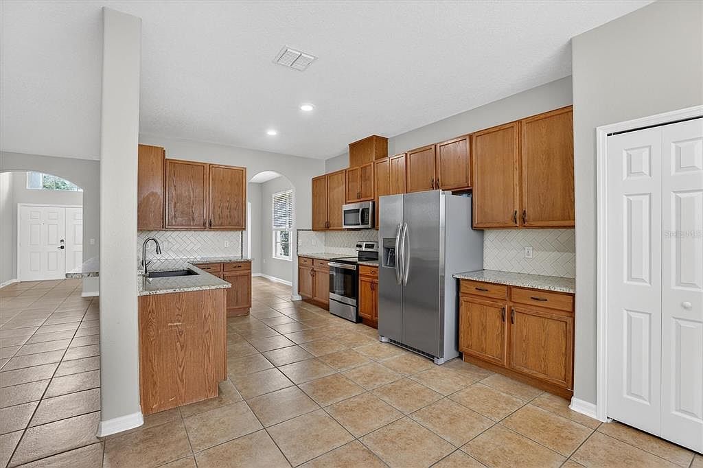 12731 Grovehurst Ave Winter Garden, FL 34787 | Single Family